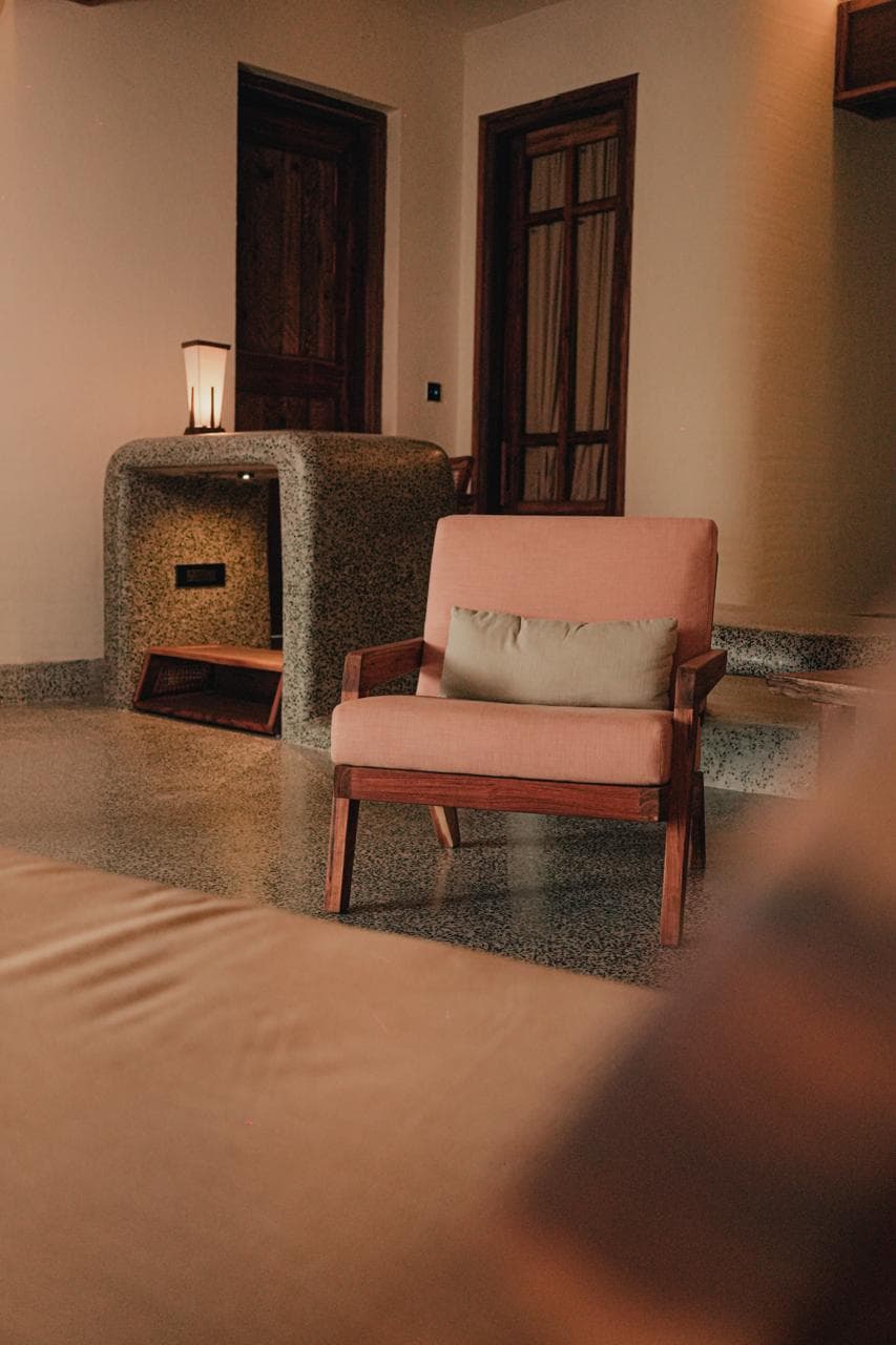 Thheraav retreat space